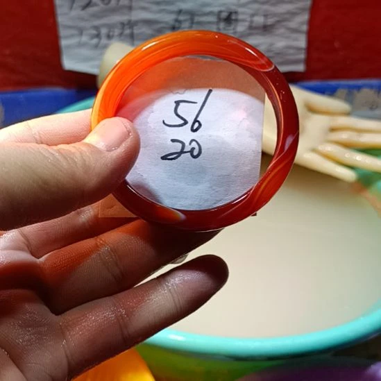 玛瑙/玉髓手镯未镶嵌