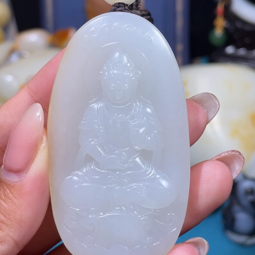 颈饰未镶嵌和田玉（子料）