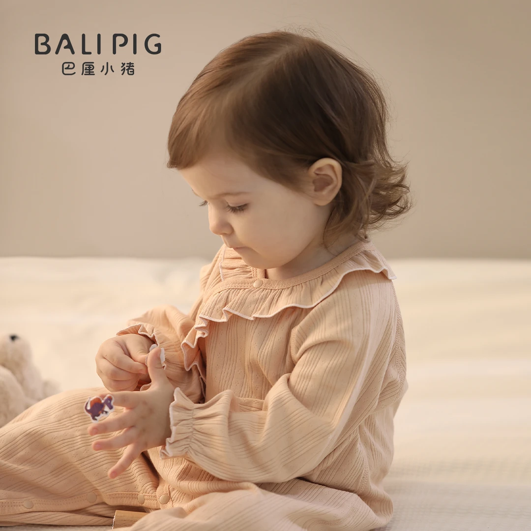 女宝宝春季连体衣春秋款新生儿纯棉甜美小公主哈衣早初春婴儿衣服