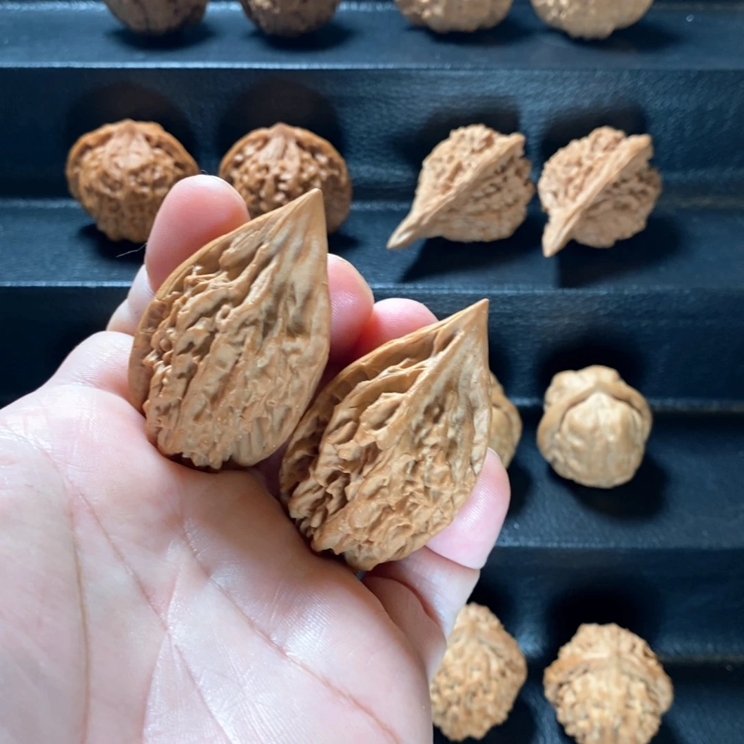 桃核把件原生态红缨枪32微修