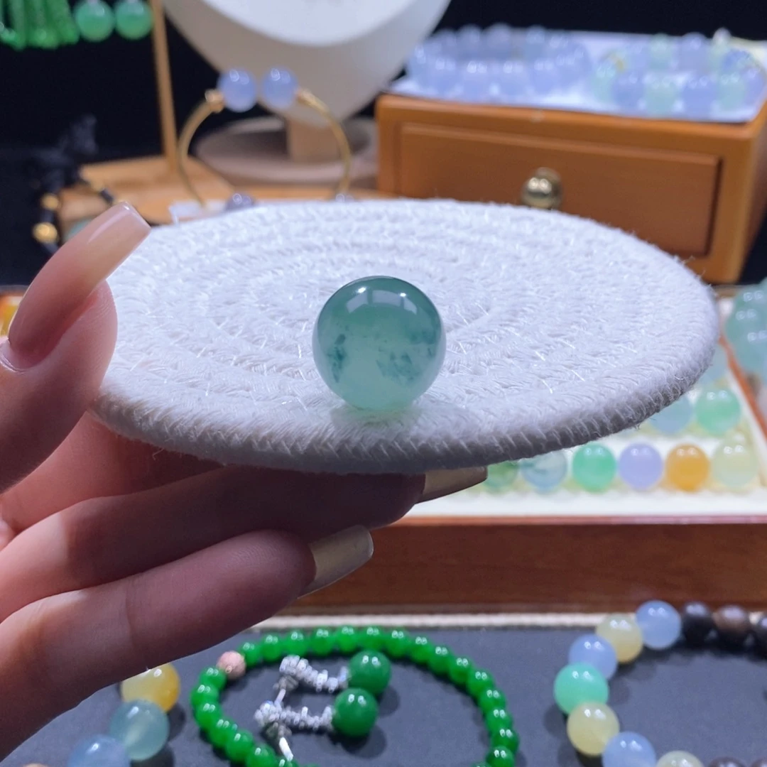 颈饰未镶嵌翡翠冰胶飘花大珠卡17.4