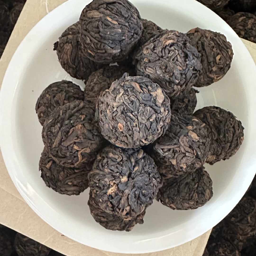 普洱茶熟茶古树小龙珠特级浓香型茶叶2017年