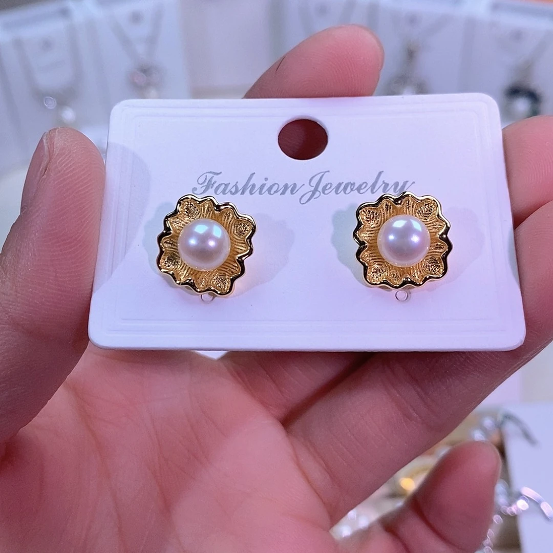 未镶嵌淡水珍珠耳饰