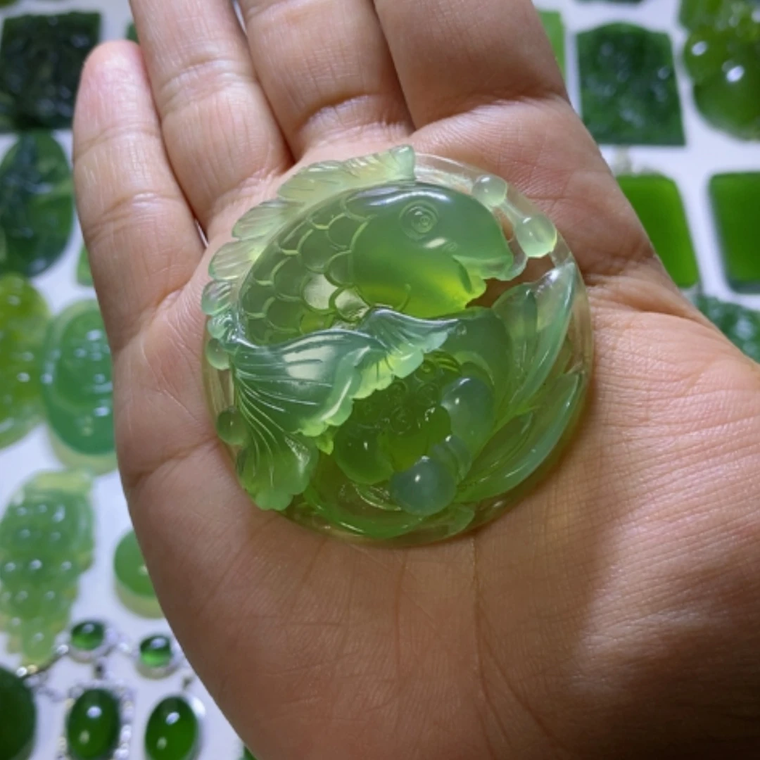 【闪购商品】蛇纹石玉颈饰未镶嵌感****你