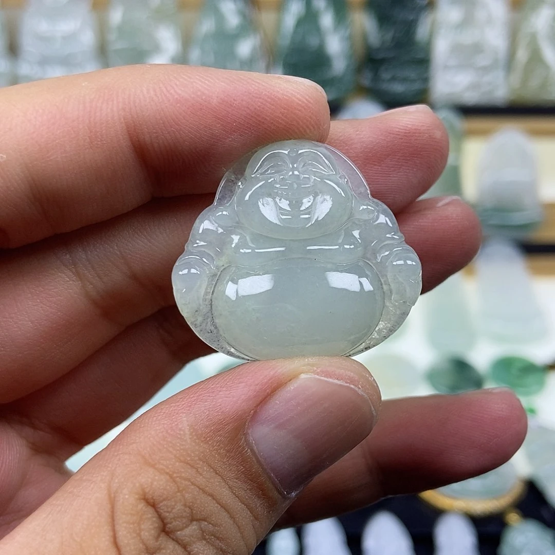 翡翠未镶嵌颈饰佛公