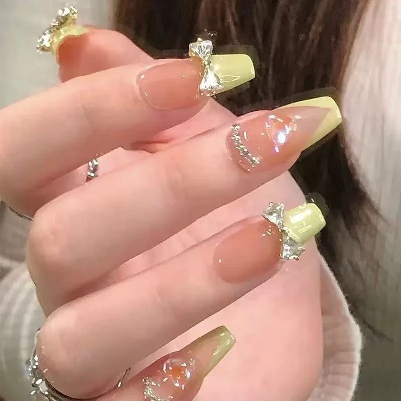 （灵俏可人）美甲甲片穿戴甲甲片链条爱心甲贴成品可拆卸假指甲