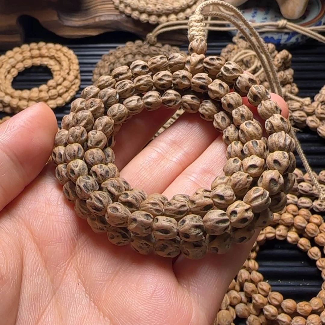 【闪购商品】吊坠柏香籽/百香籽蝈*