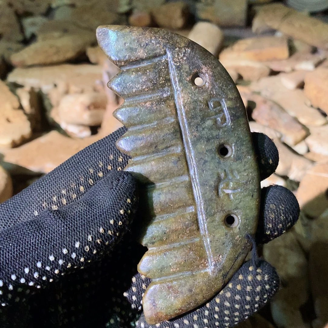 未镶嵌和田玉（糖玉）挂件