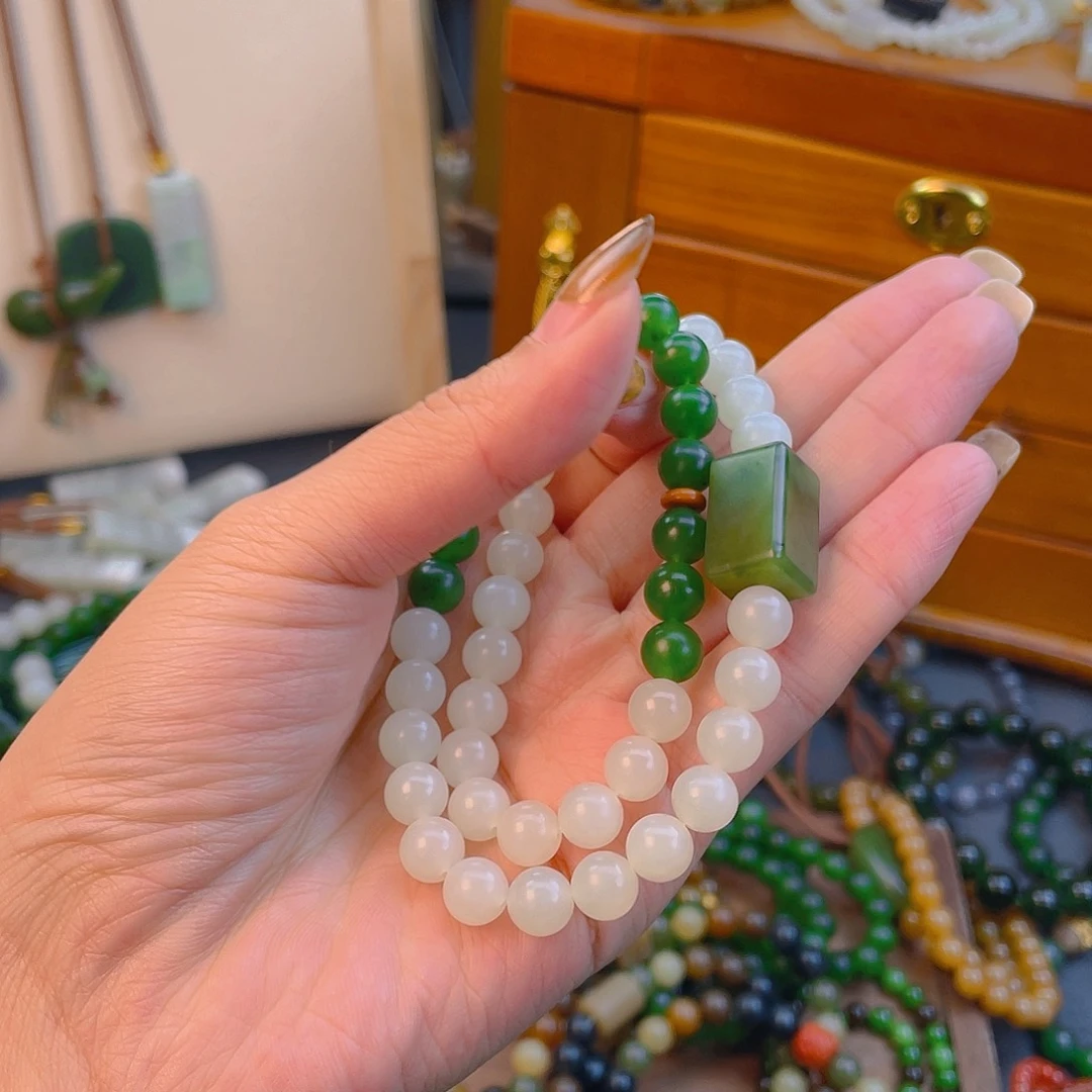 和田玉未镶嵌手链