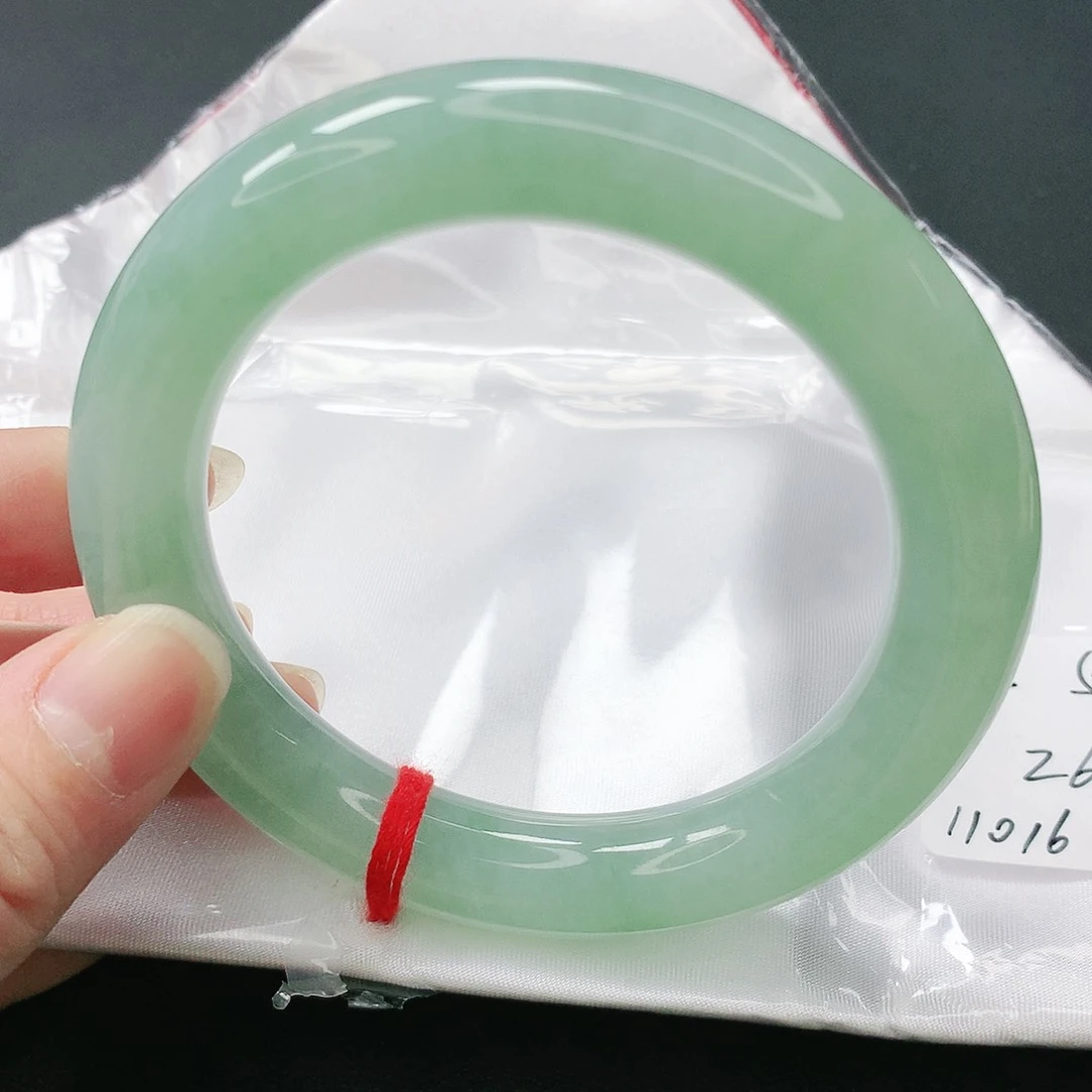 翡翠手镯未镶嵌缅甸天然A货翡翠