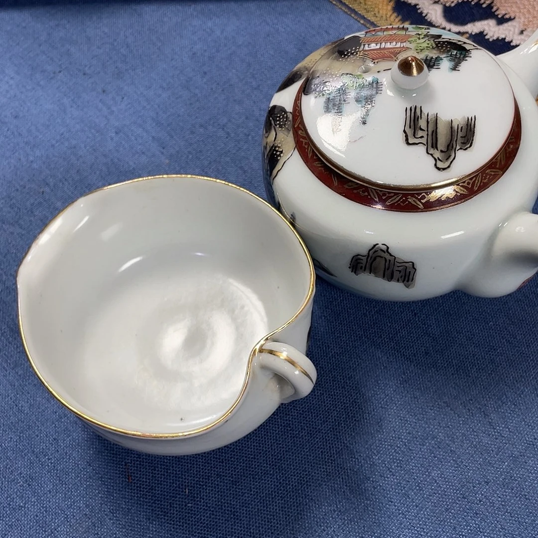 侠***客瓷器制作工艺精湛