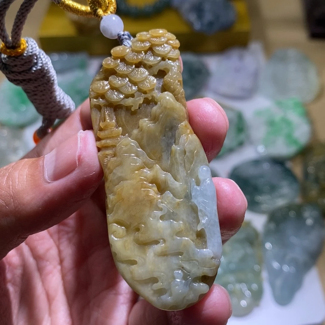 【闪购商品】翡翠颈饰未镶嵌悟道