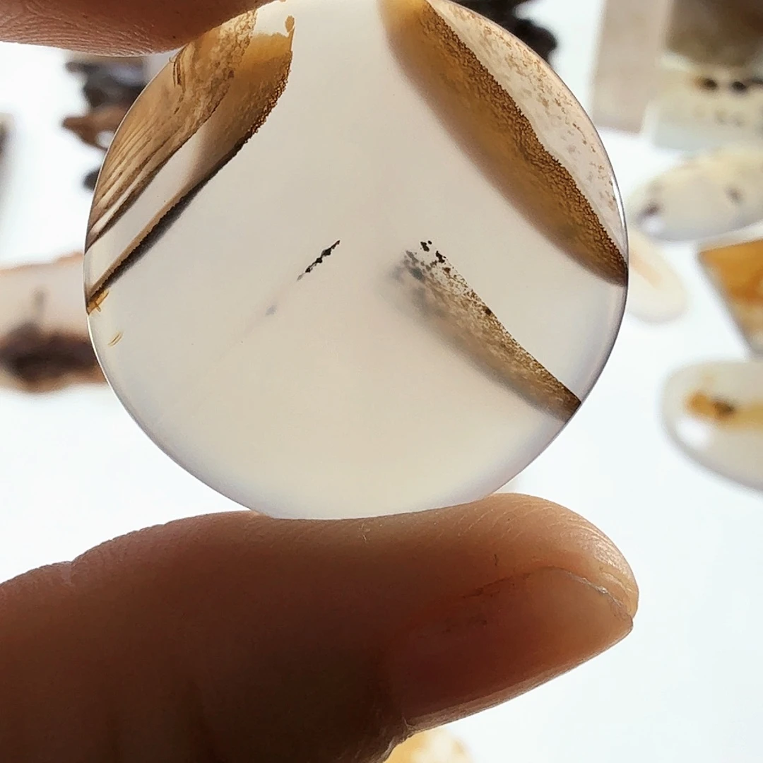 玛瑙/玉髓未镶嵌珠宝半成品