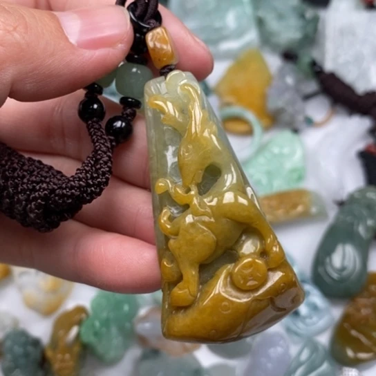 翡翠吊坠(不含链)未镶嵌