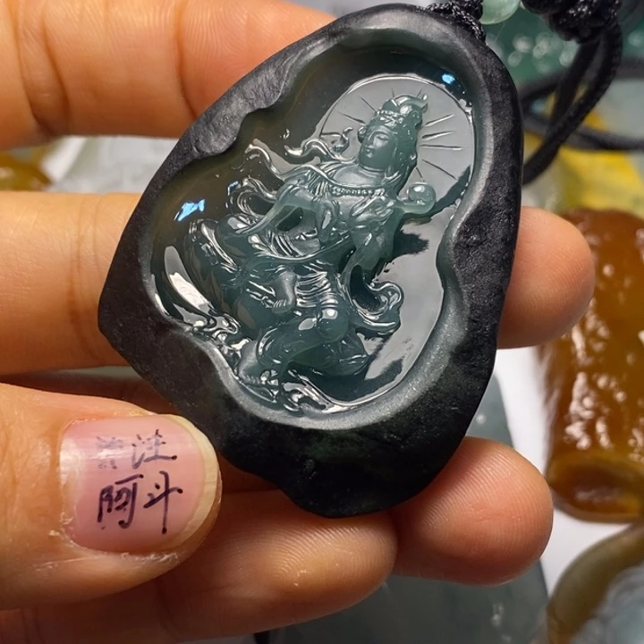 都***风翡翠未镶嵌颈饰翡翠随形挂件定制