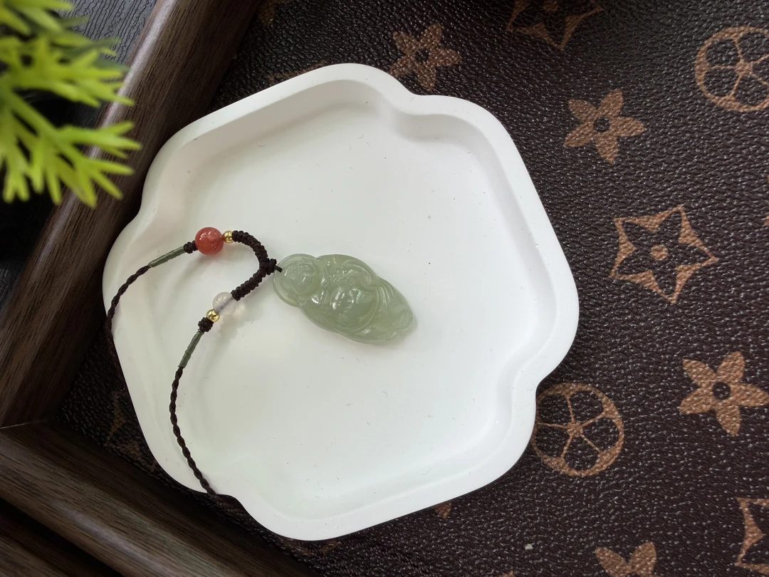 晴水布袋佛和田玉