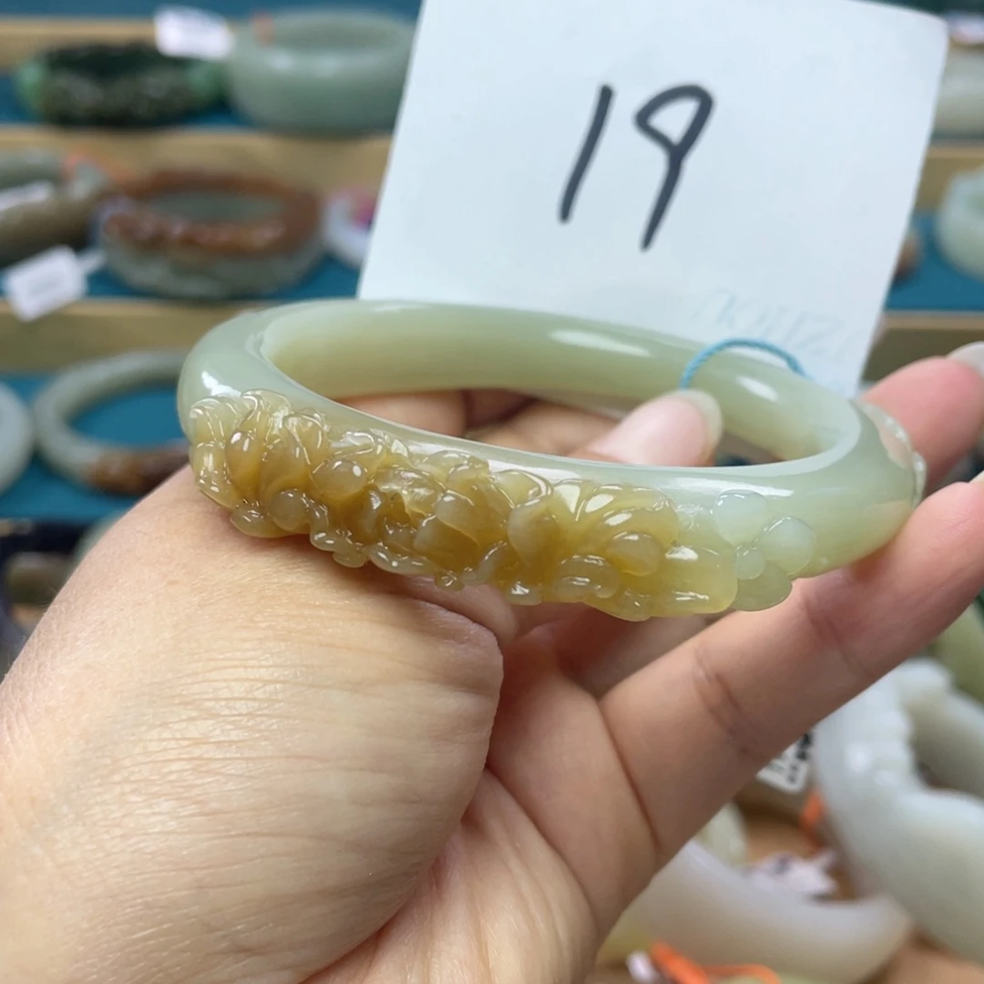 未镶嵌手镯和田玉圈口63