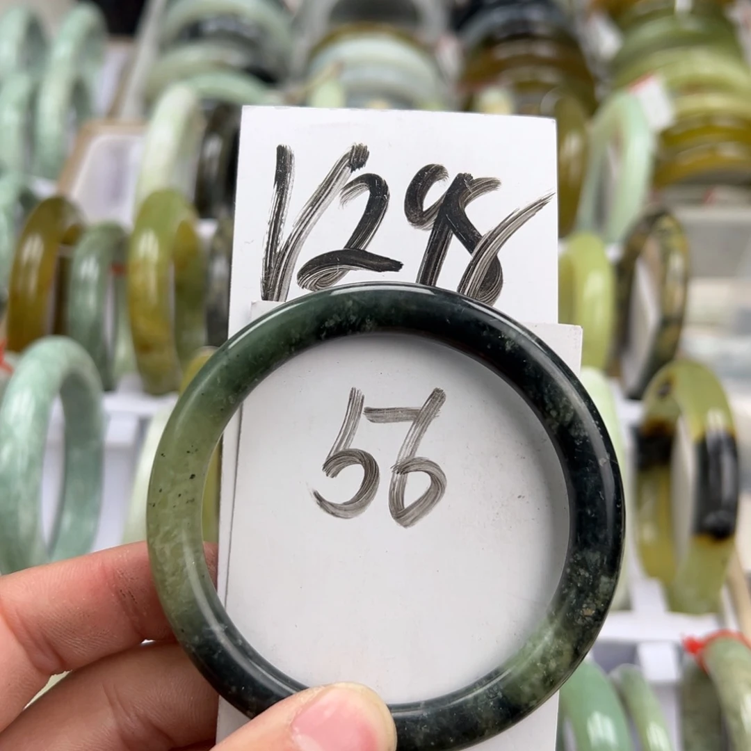 岫玉手镯未镶嵌天然岫玉微瑕