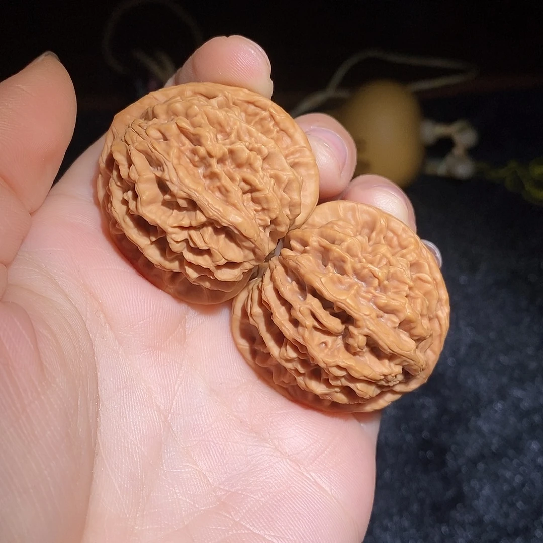 文玩核桃把件微修饕餮纹36尺