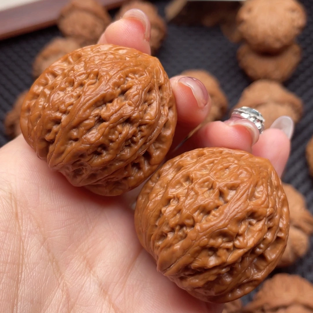 吊坠文玩核桃原桩铁锤