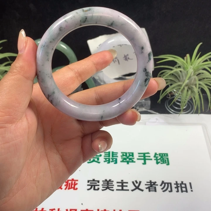 翡翠未镶嵌手镯53