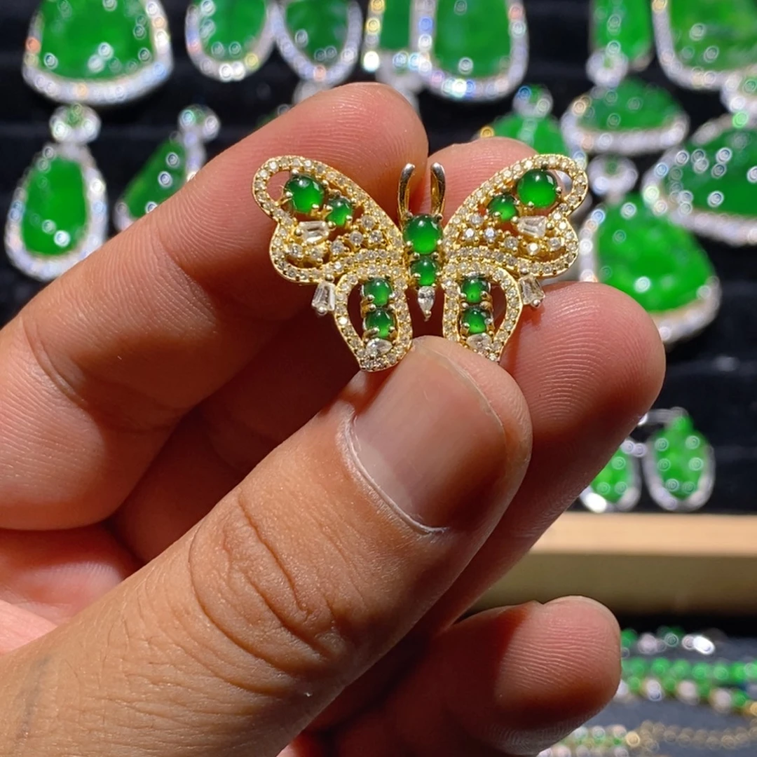 翡翠未镶嵌颈饰天然A货翡翠正品