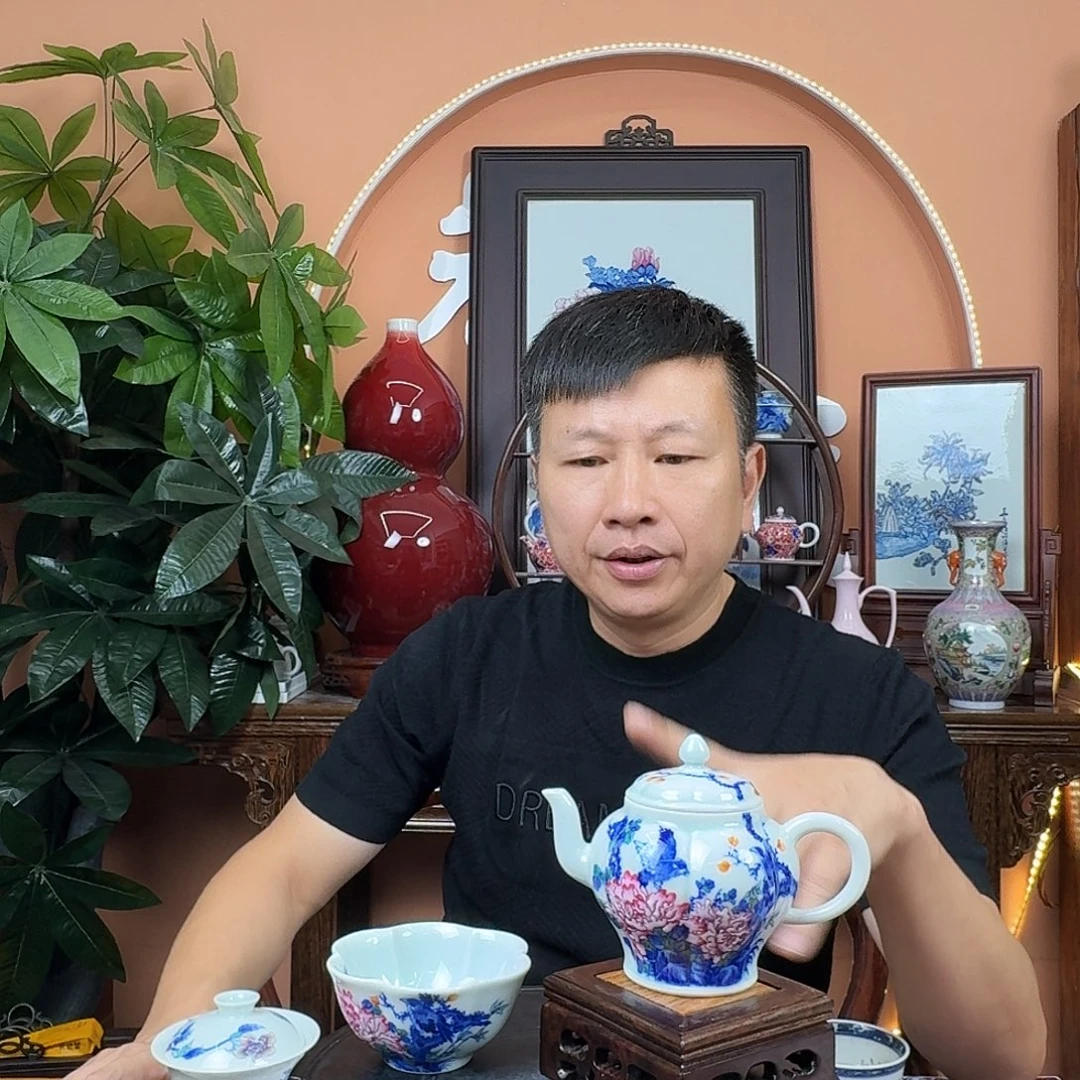 其他景德镇陶瓷手工牡丹壶➕1只杯子