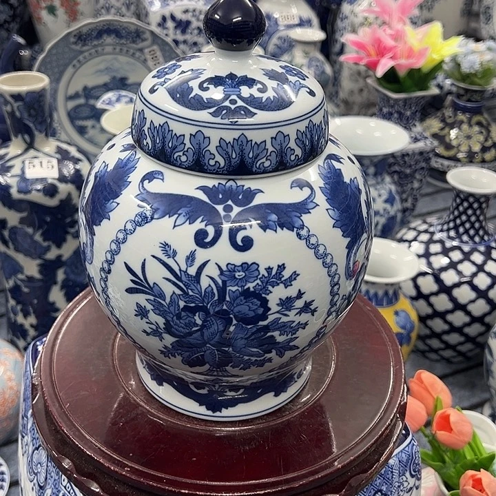 摆件催*青花瓷手工手绘高温釉下彩家居摆件储物罐茶叶罐