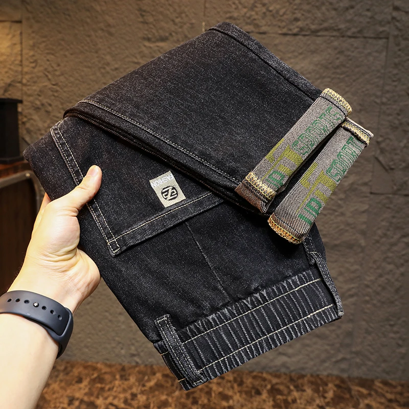 松紧腰牛仔裤男2025秋季新款弹力松紧腰抽绳时尚百搭刺绣小直筒裤