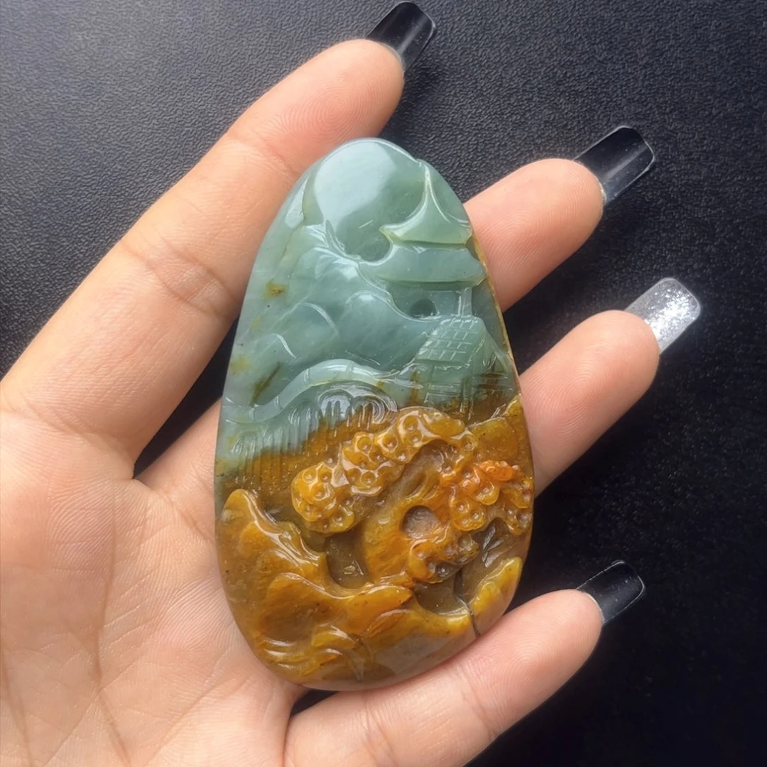 蛇纹石玉颈饰未镶嵌