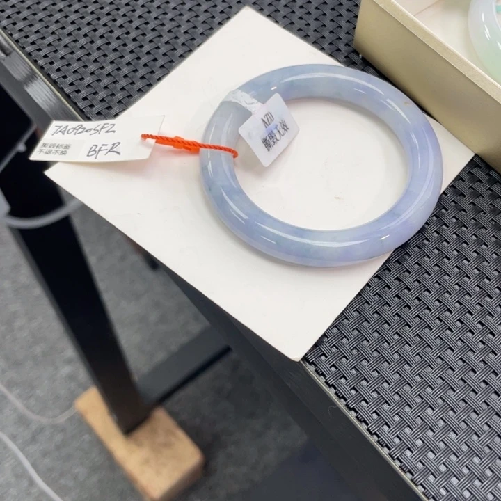 世***喵未镶嵌手镯翡翠翡翠手镯55