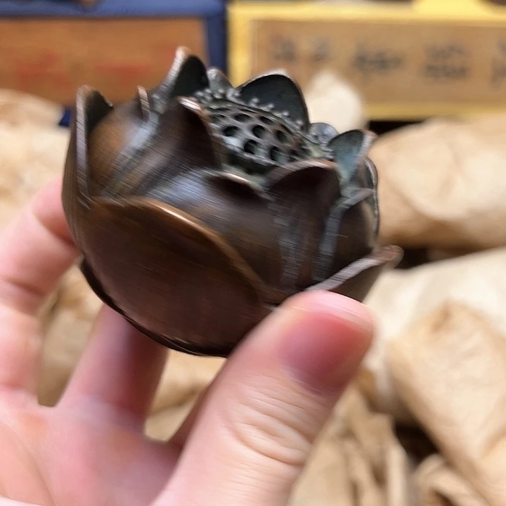 文玩铜器做工精良