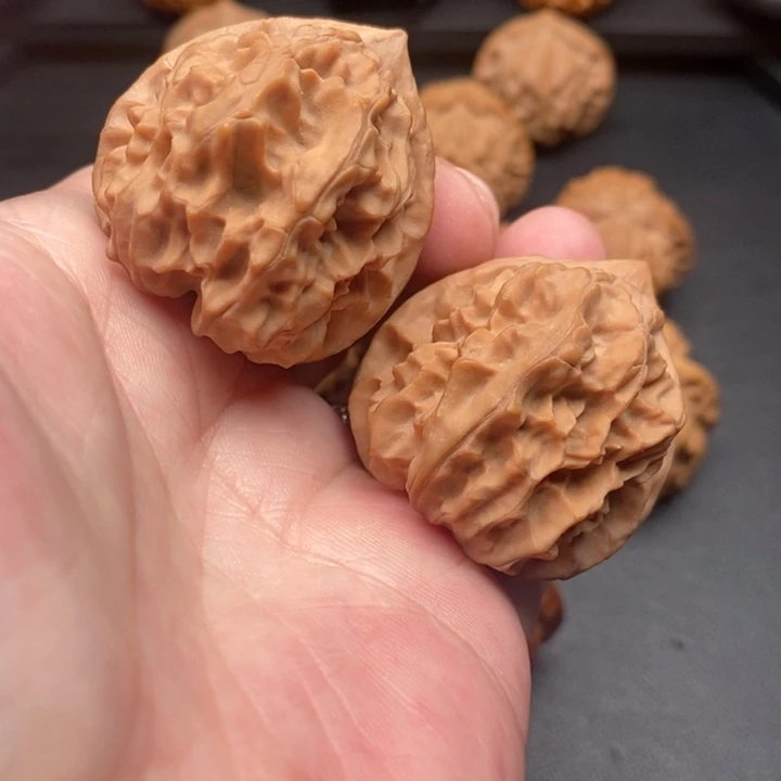 吊坠文玩核桃43龙榻，太行鸡心