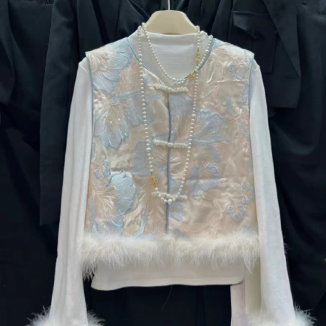 新中式国风刺绣毛毛马甲夹棉女士白色提花轻奢马甲