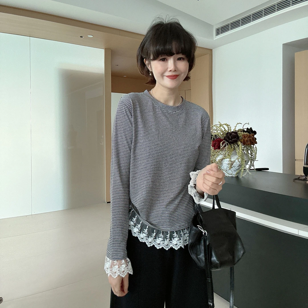 韩系时髦感甜美蕾丝拼接设计感长袖宽松百搭T恤