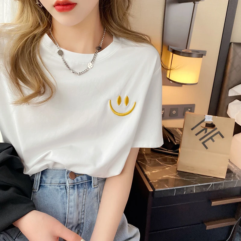 笑脸绣花白色短袖T恤女洋气夏季新款韩版宽松圆领半袖上衣女款