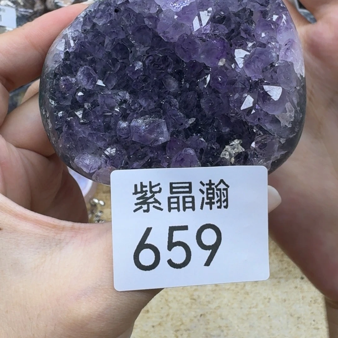 未镶嵌水晶大型摆件（非配饰）