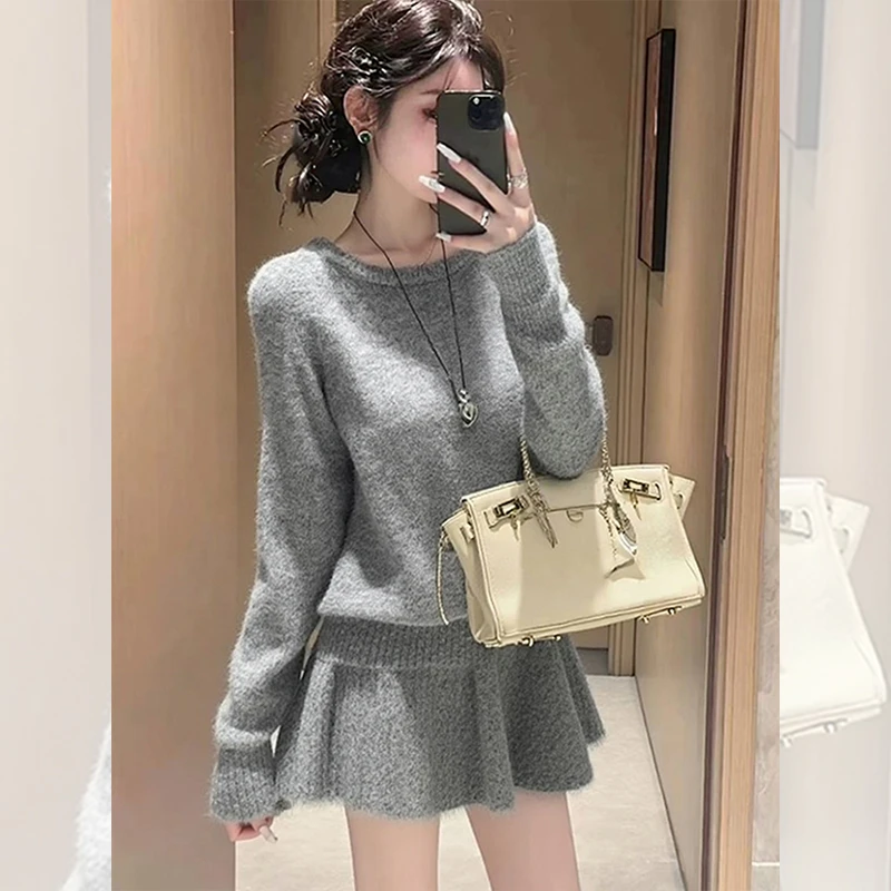 冬季炸街女装一整套穿搭洋气衣服搭配灰色针织衫毛衣半身裙两件套