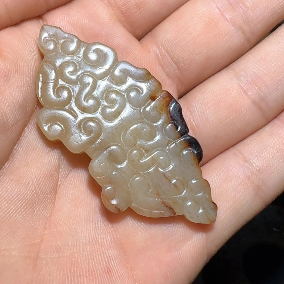 和田玉（糖玉）未镶嵌颈饰泰*