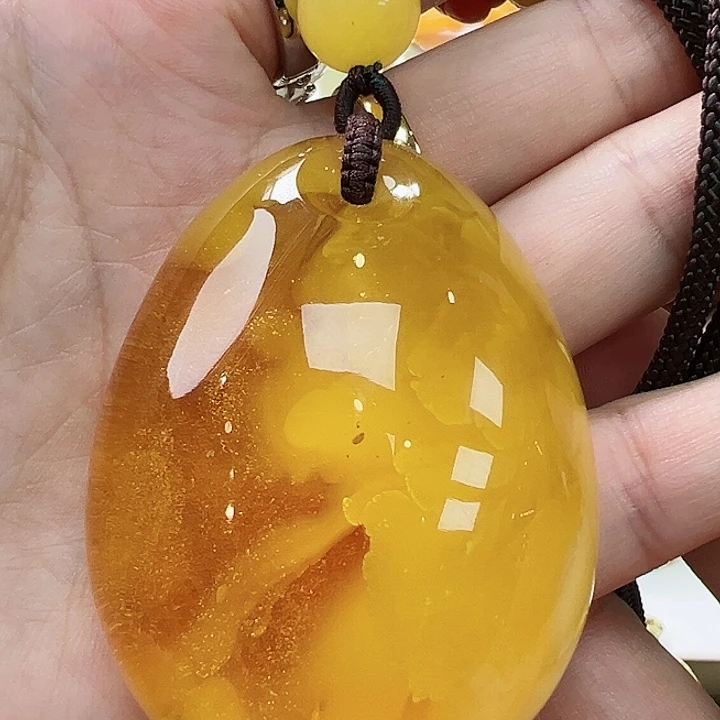 琥珀未镶嵌珠宝奇石