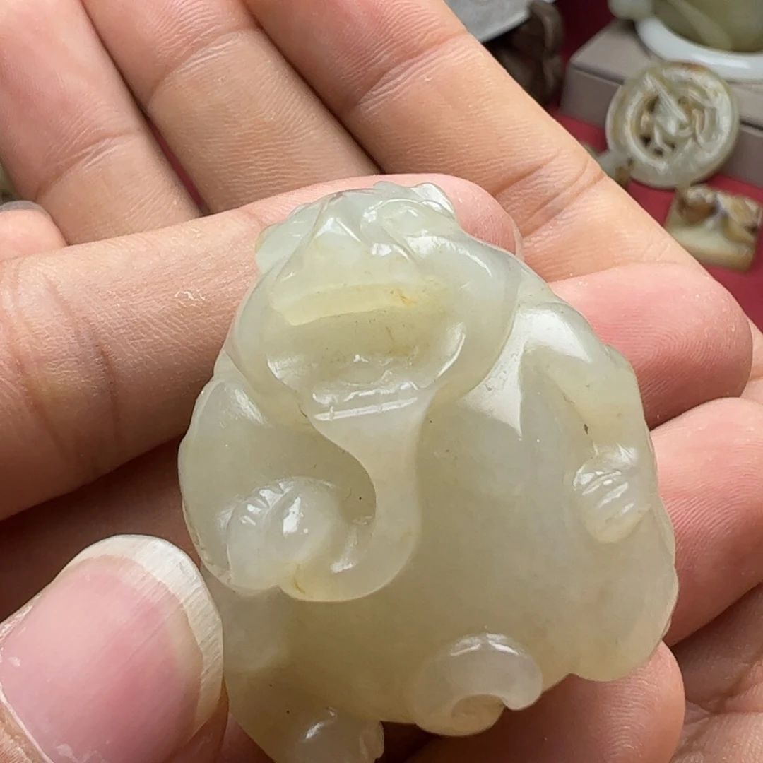 和田玉未镶嵌挂件