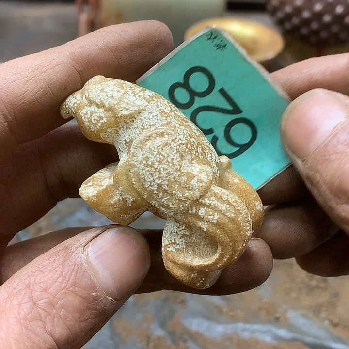 未镶嵌和田玉挂件