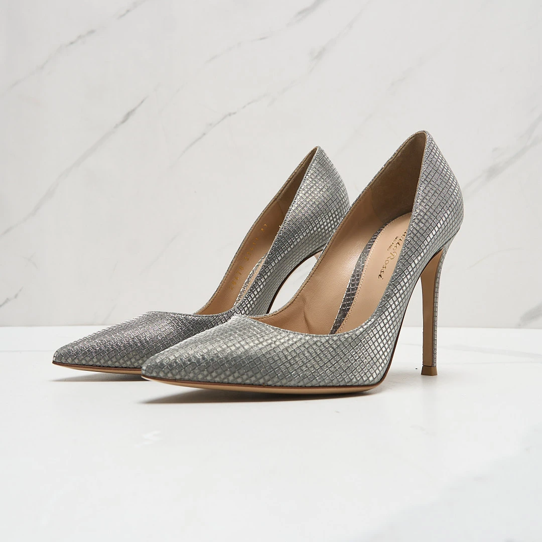 Gianvito Rossi女士尖头高跟鞋JH00001