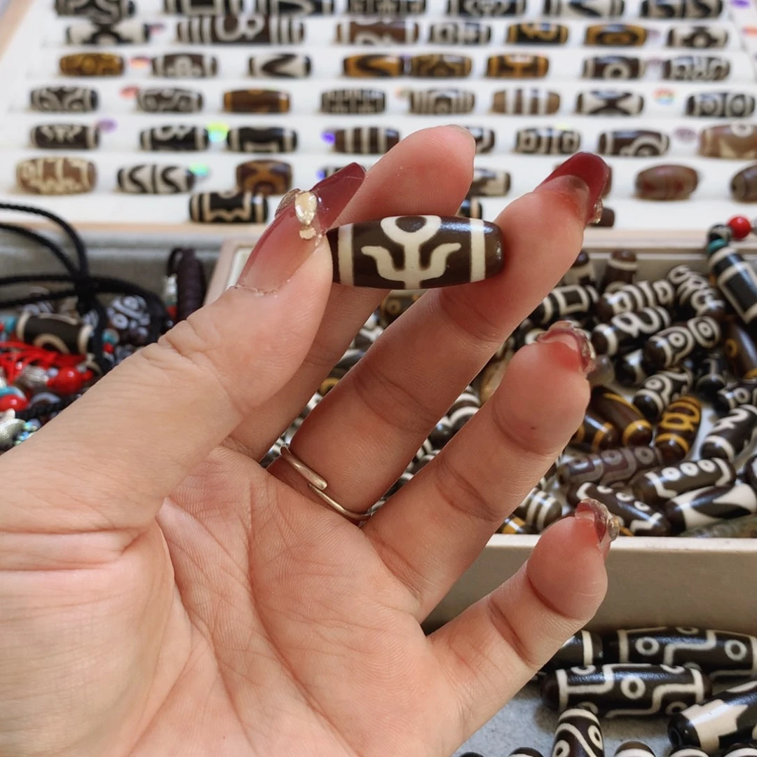 未镶嵌颈饰玛瑙/玉髓