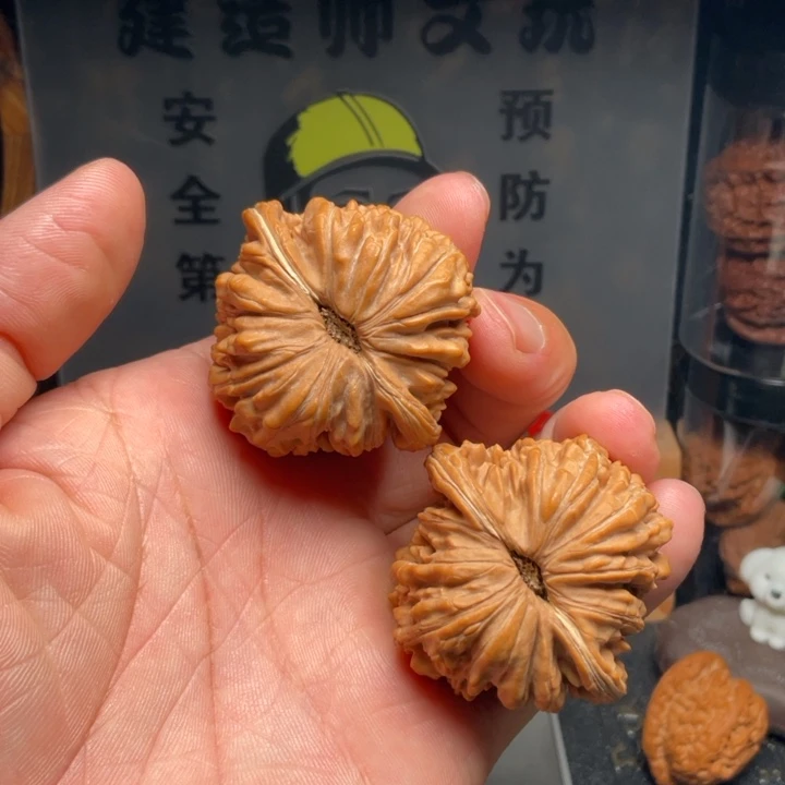 吊坠文玩核桃四座楼44全品51克