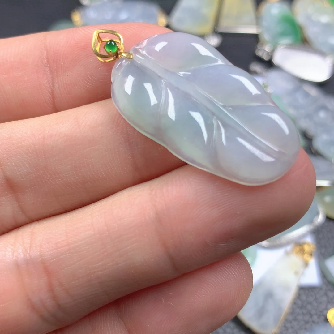 【闪购商品】翡翠颈饰18K金镶嵌翡翠