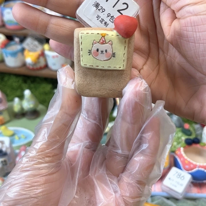 112拇指盆花盆手绘