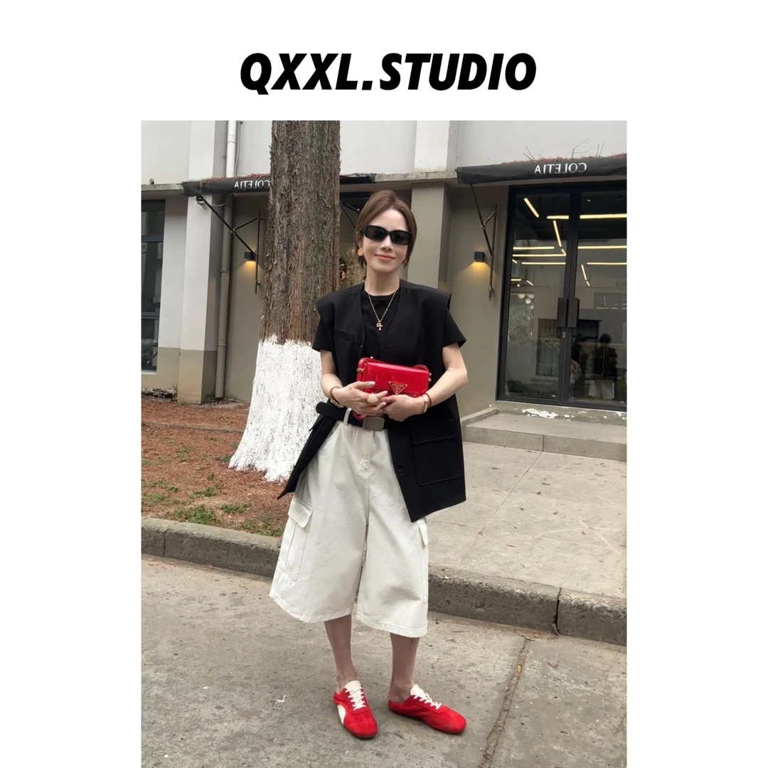 邱小小丽呀 春季新款设计感小众西装马甲女宽松无袖马夹背心外套