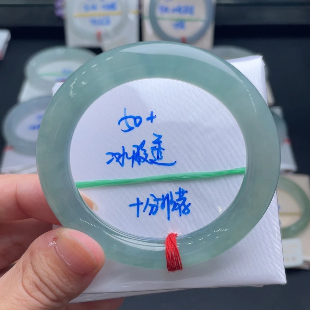 翡翠未镶嵌手镯翡翠手镯