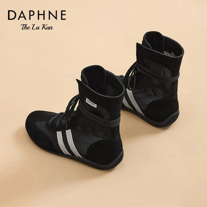 达芙妮弹力靴女2025夏平底薄款运动拳击短靴透气高帮休闲马丁靴AM